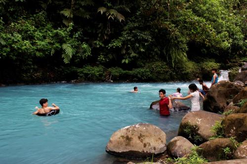 rio celeste nature view