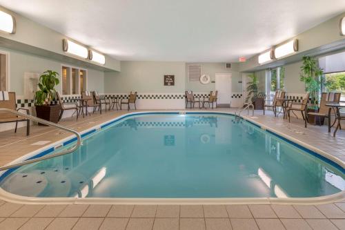 best western hilliard inn and suites