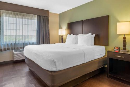 best western hilliard inn and suites