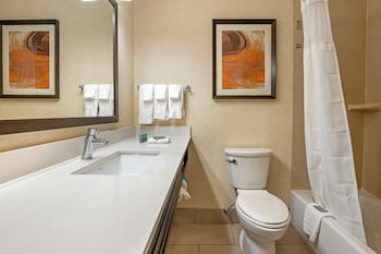 best western hilliard inn and suites