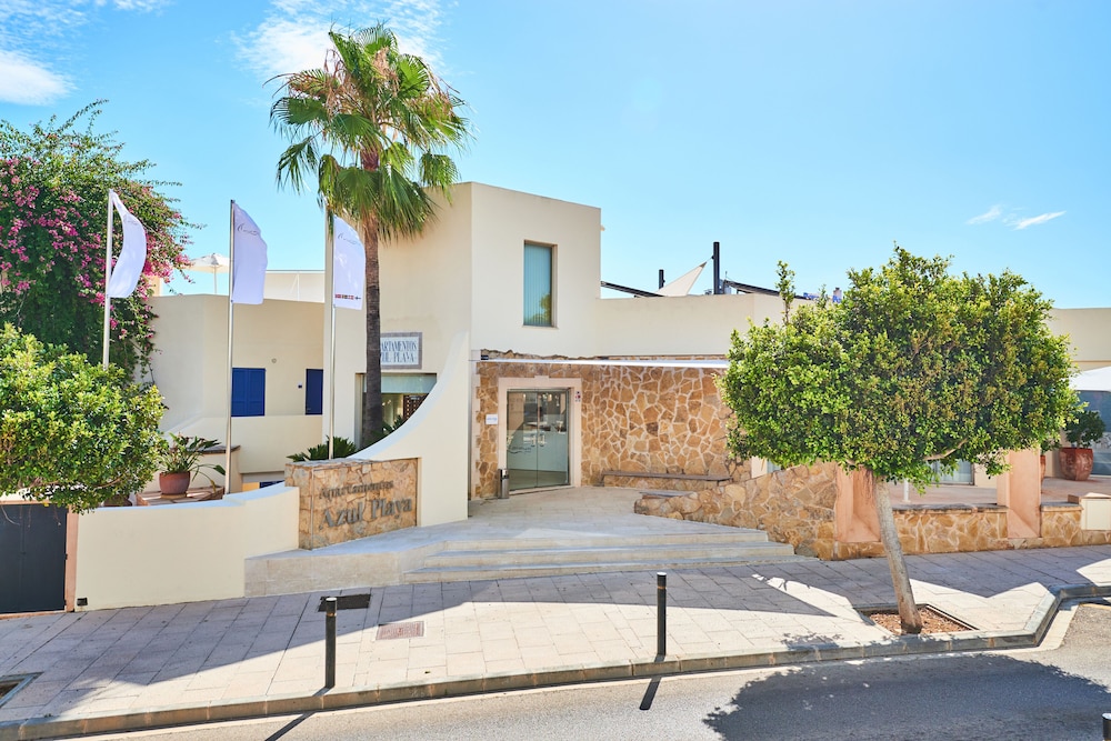 apartamentos azul playa