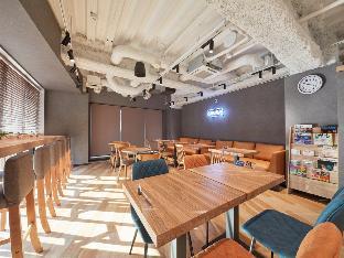 rembrandt cabin and spa shimbashi caters to men