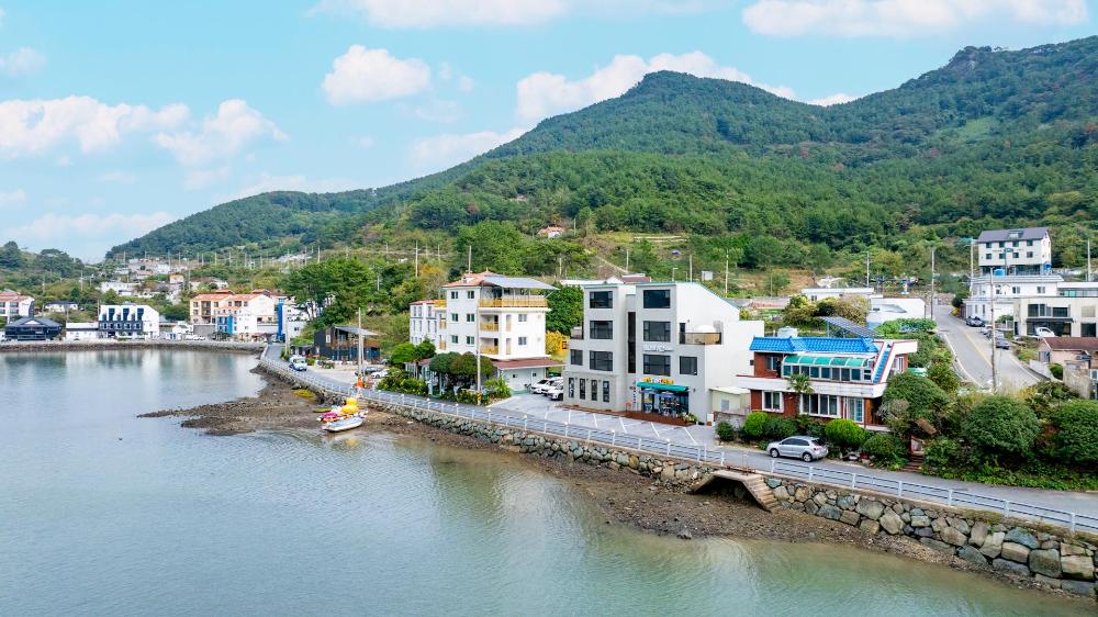 tongyeong badauigibunpulbilla