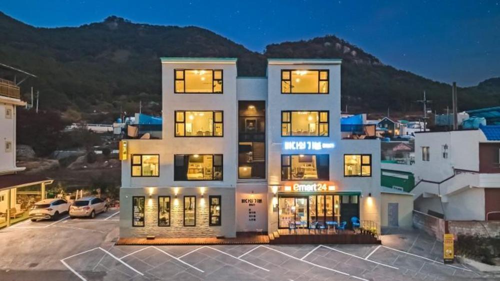 tongyeong badauigibunpulbilla