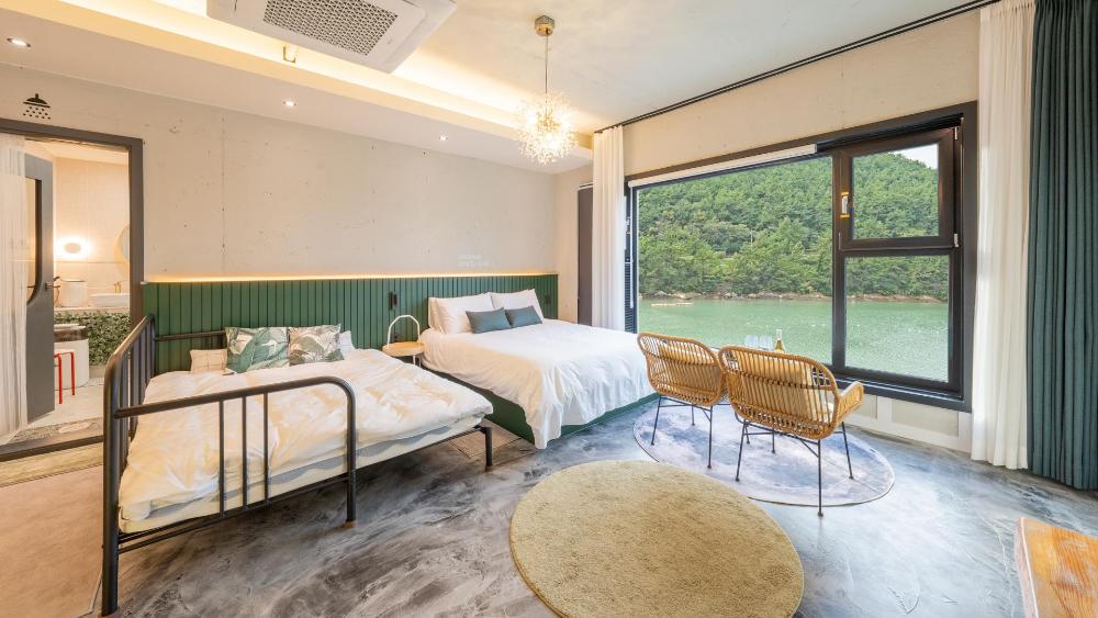 tongyeong badauigibunpulbilla