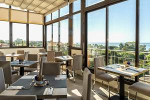 Globales Paraiso Beach,Estepona>>Costa Del Sol,4 star