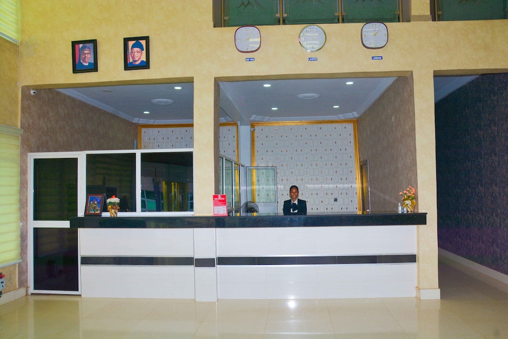halatria hotel and towers