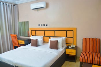 halatria hotel and towers