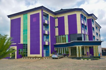 halatria hotel and towers