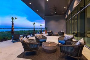 hyatt regency baytown houston