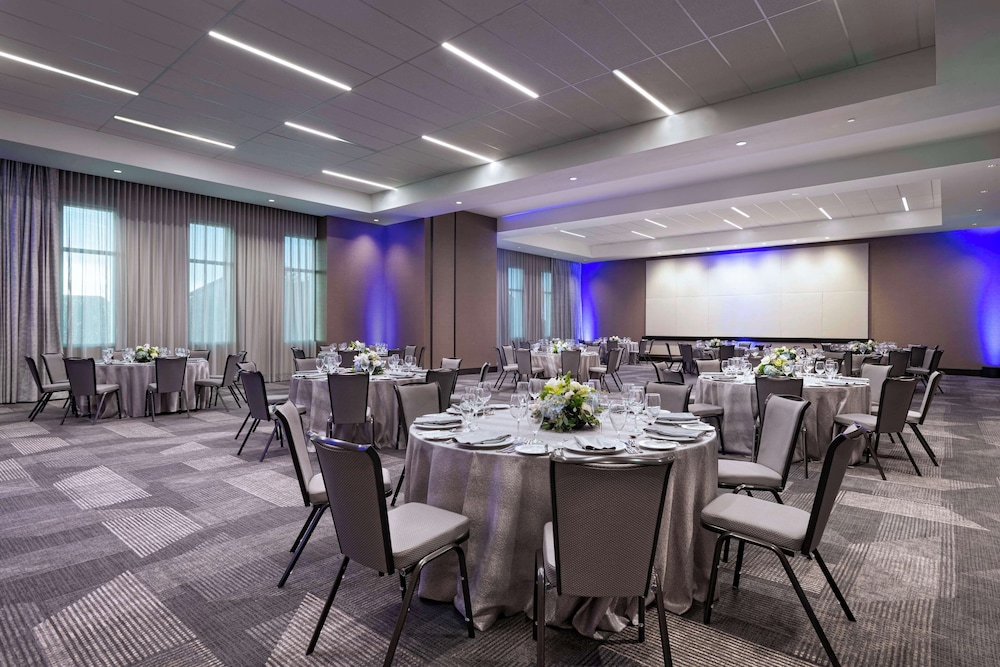 hyatt regency baytown houston