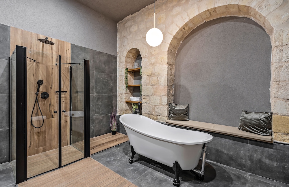 la finca boutique suites old city