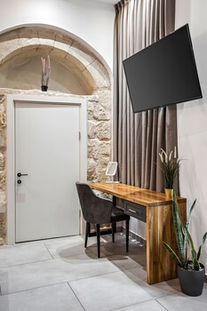 la finca boutique suites old city