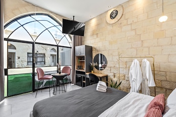 la finca boutique suites old city