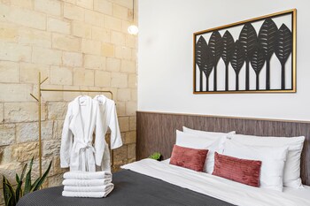 la finca boutique suites old city