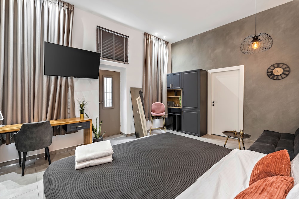 la finca boutique suites old city