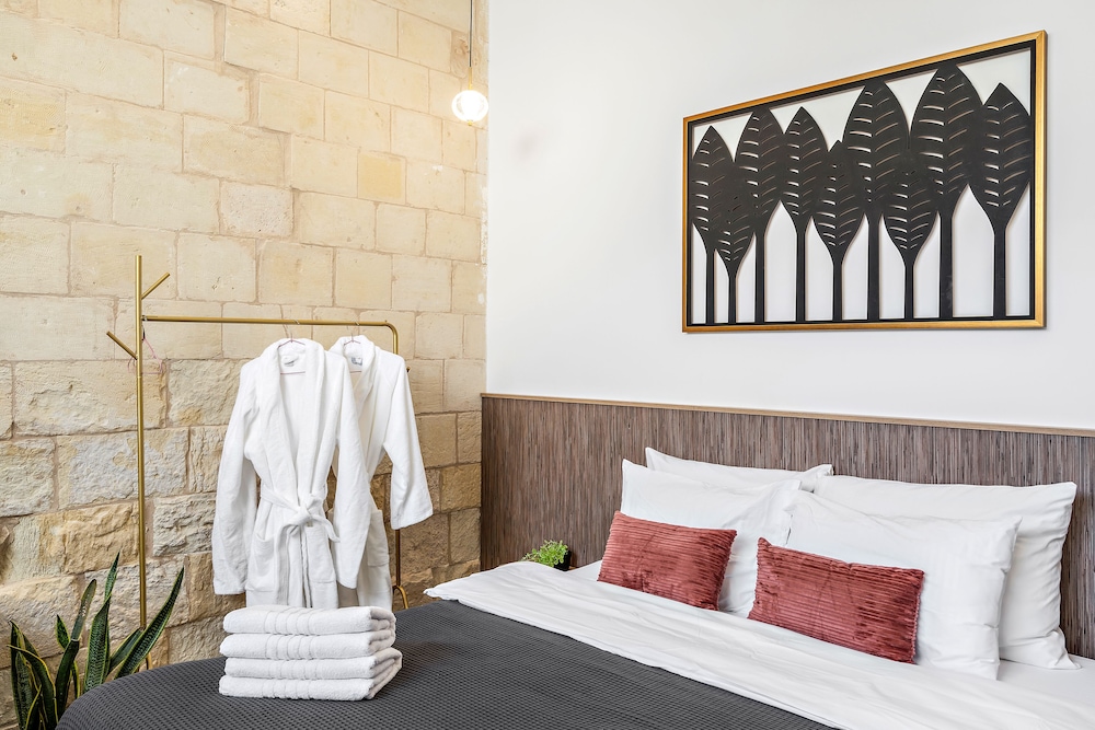 la finca boutique suites old city