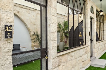 la finca boutique suites old city
