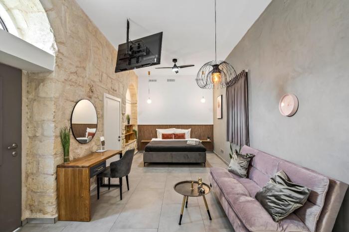 la finca boutique suites old city