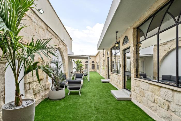 la finca boutique suites old city