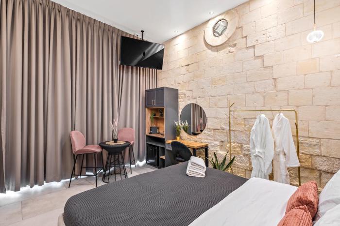 la finca boutique suites old city