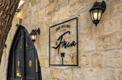 la finca boutique suites old city