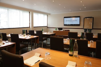 the aberdeen altens hotel