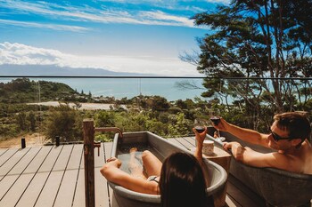 drift off grid luxury eco glamping