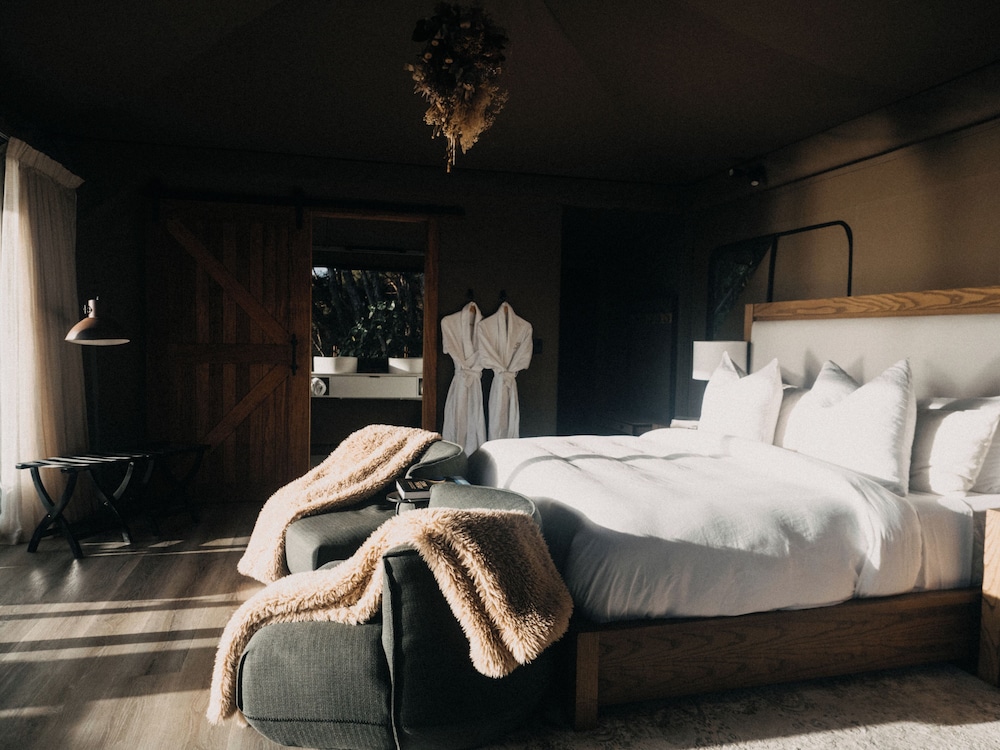 drift off grid luxury eco glamping