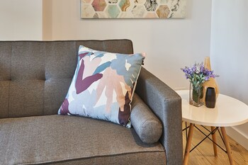 mega style apartments southbank