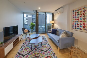 mega style apartments southbank