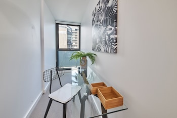 mega style apartments southbank
