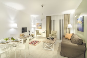 rodina suites