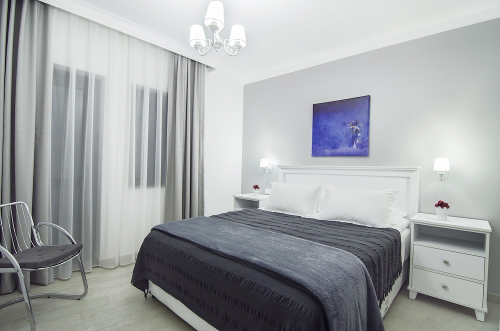 rodina suites