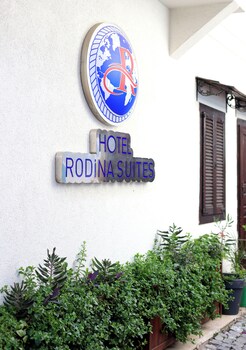 rodina suites