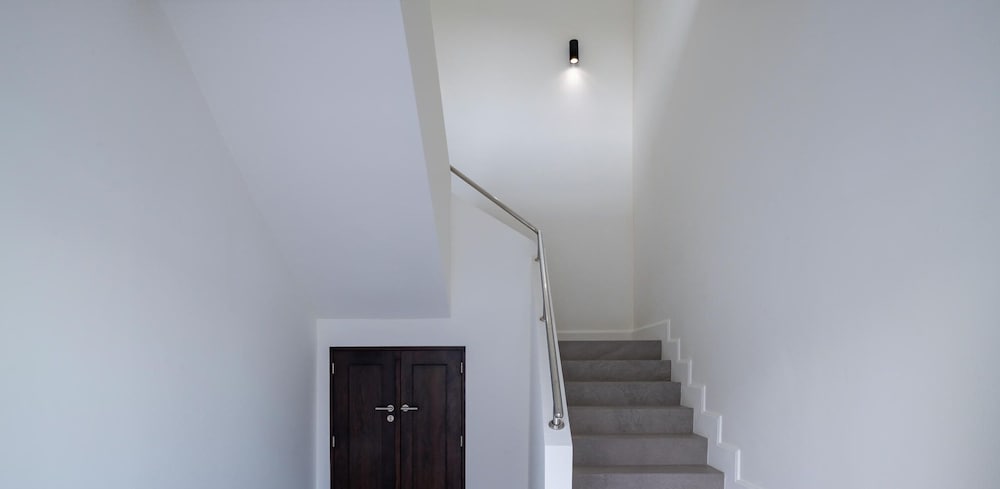 luxury 5 bedroom pool villa b11b