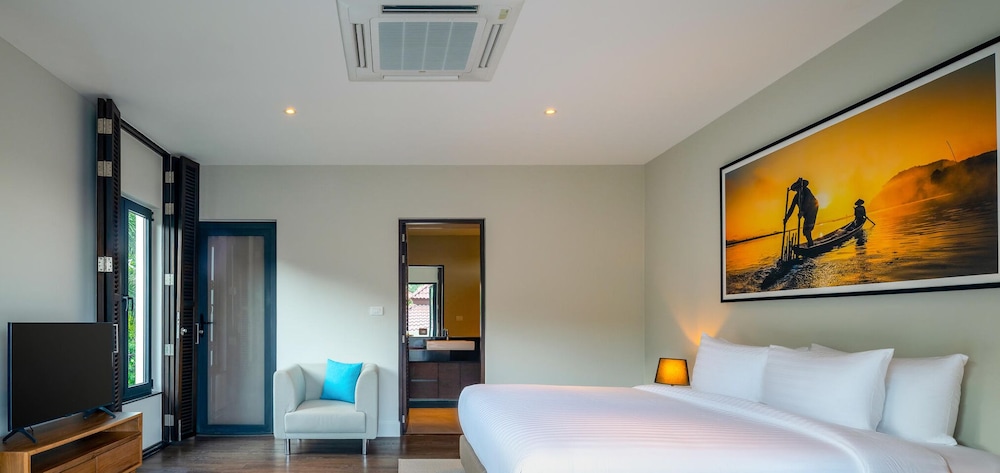 luxury 5 bedroom pool villa b11b