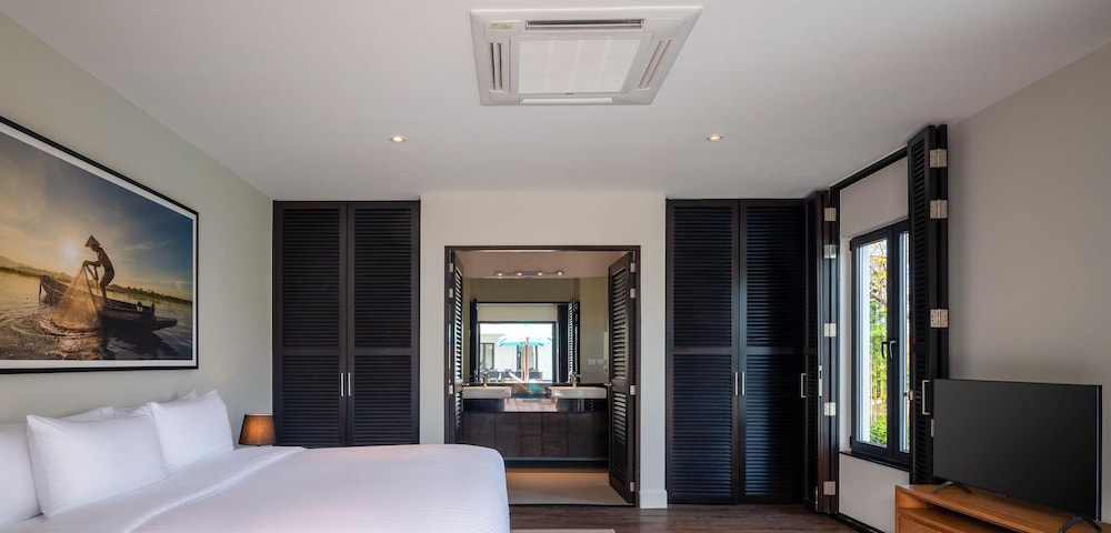 luxury 5 bedroom pool villa b11b