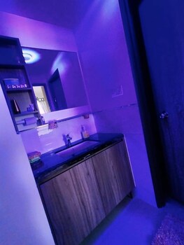 central park jb city sweet stay