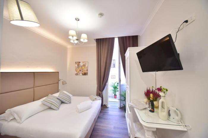 sacconi palace suite roma