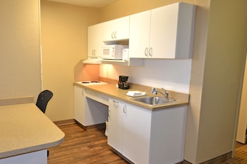 Extended Stay America Suites Toledo Holland,Lucas>>Holland,3 star