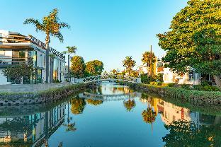 venice beach luxury apartments minutes to the marina and santa monica