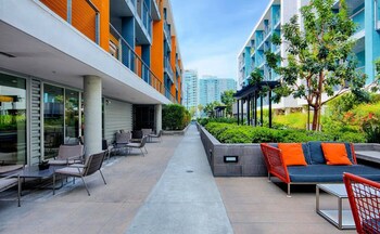 venice beach luxury apartments minutes to the marina and santa monica