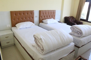 hotel raj mahal
