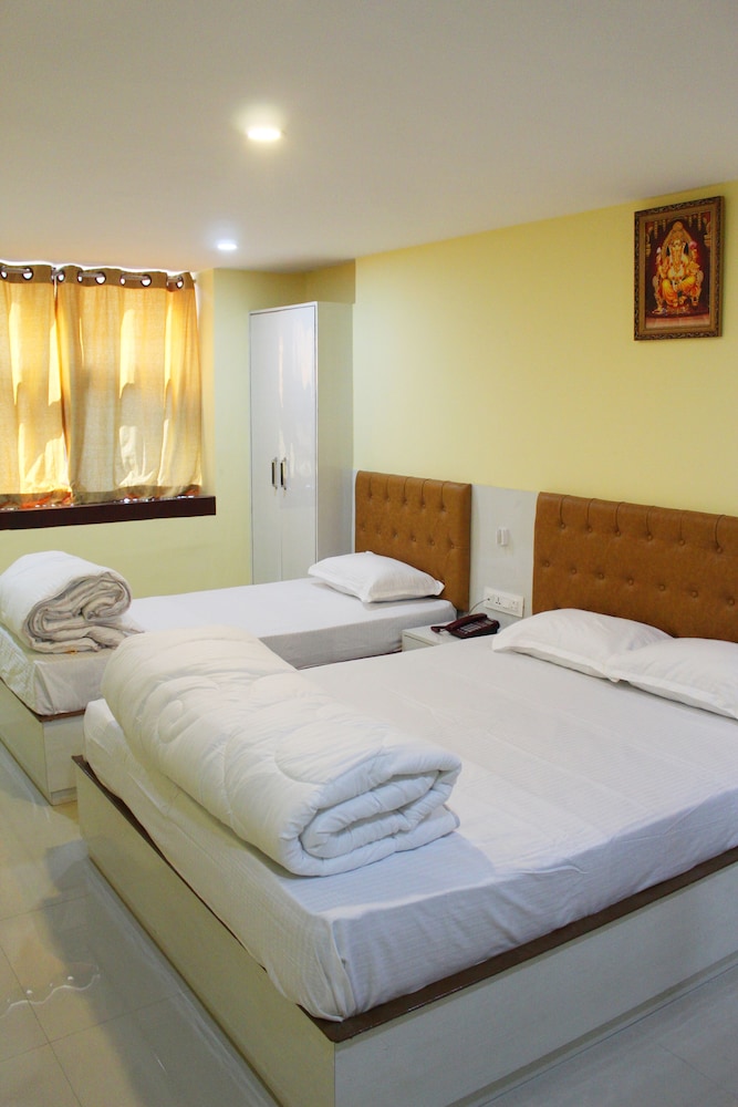 hotel raj mahal