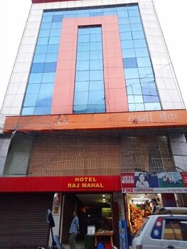 hotel raj mahal