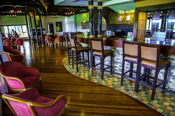 the residences at karen country club