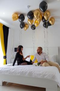 100 boutique living