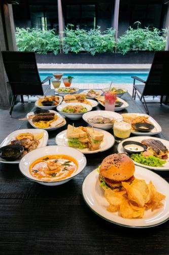 the funny lion el nido