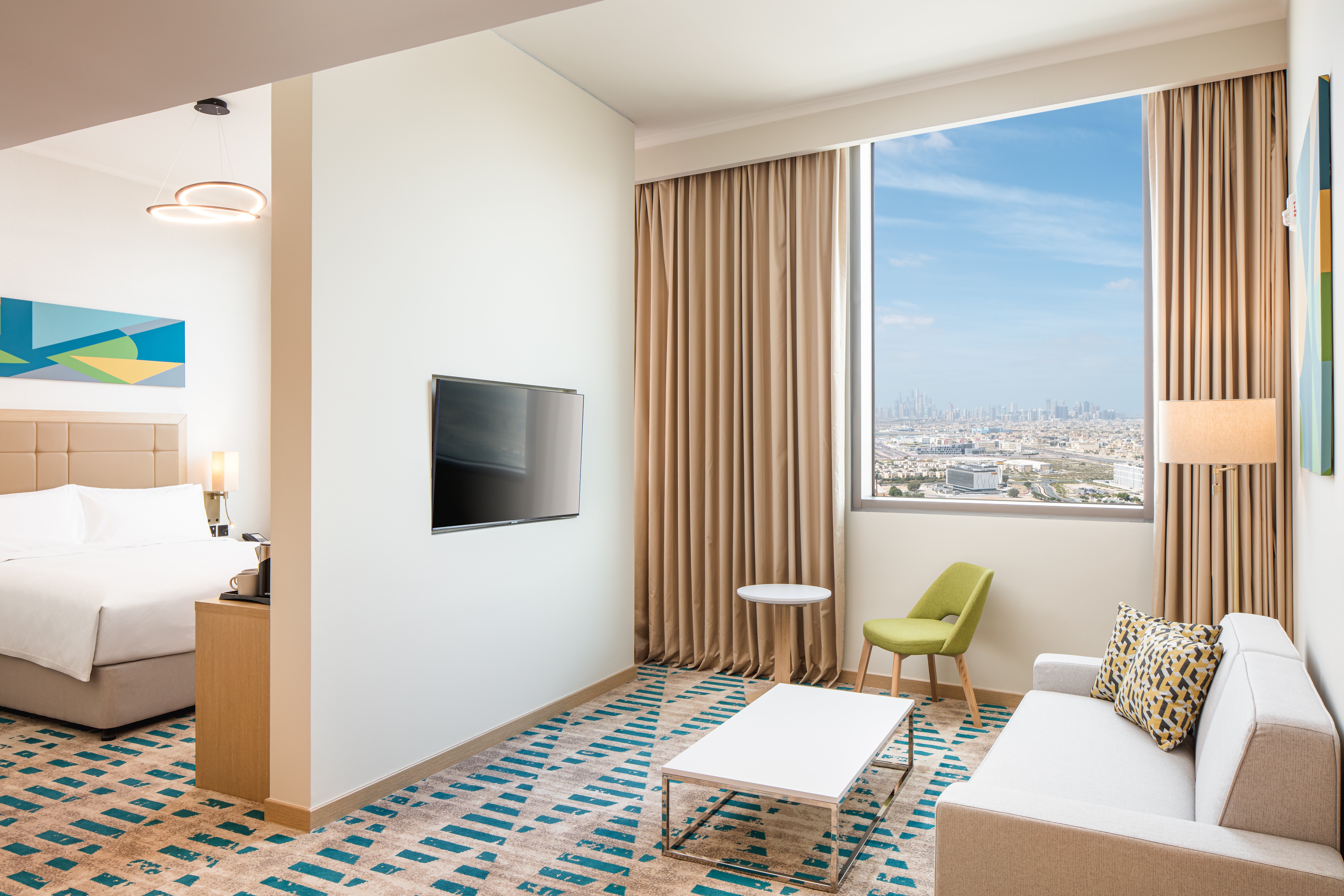 holiday inn and suites dubai science park